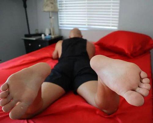 国产丝袜恋足视频网站