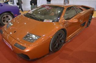 国产跑车怎么改装的视频,打造个性化速度与激情  第2张