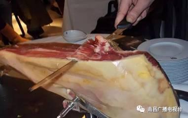 切国产火腿视频,探寻地道美味背后的匠心独运  第1张