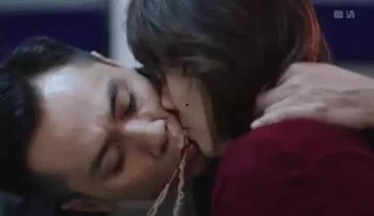 国产剧奇葩打戏视频大全,奇葩瞬间，笑料横生  第2张